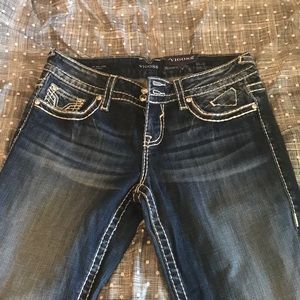 Never been worn Vigoss jeans size 7/8 length: 33